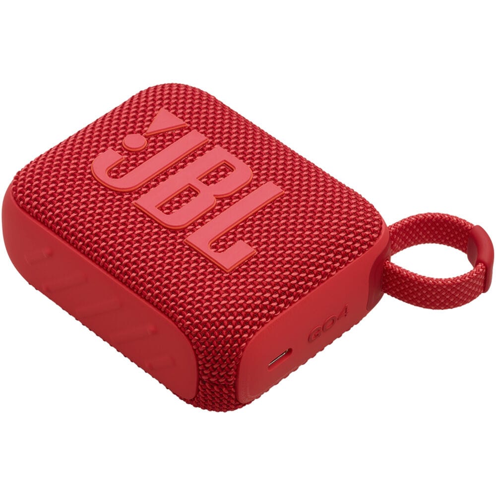 Vista angular frontal del parlante JBL Go 4 rojo