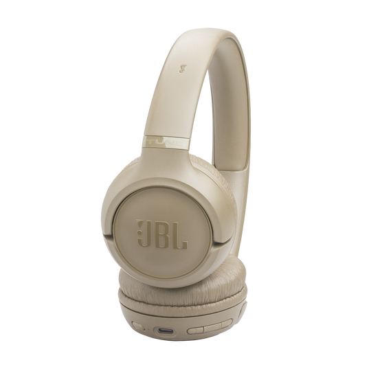 Vista lateral de los audífonos JBL Tune 530BT beige