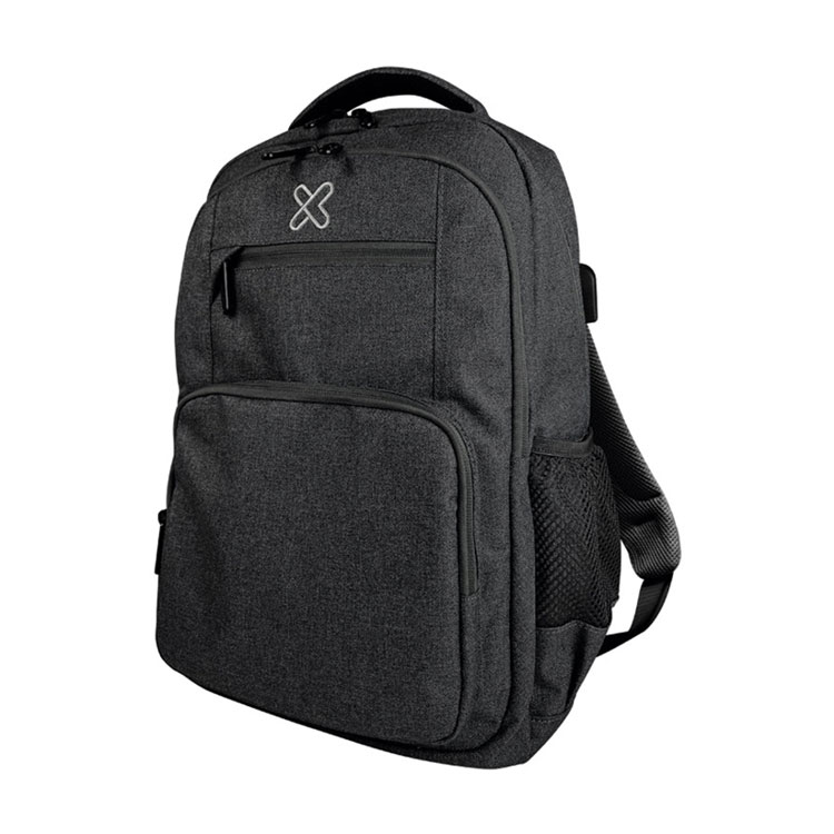 Mochila Klip Xtreme Pioneer KNB-577BK negra sobre fondo blanco