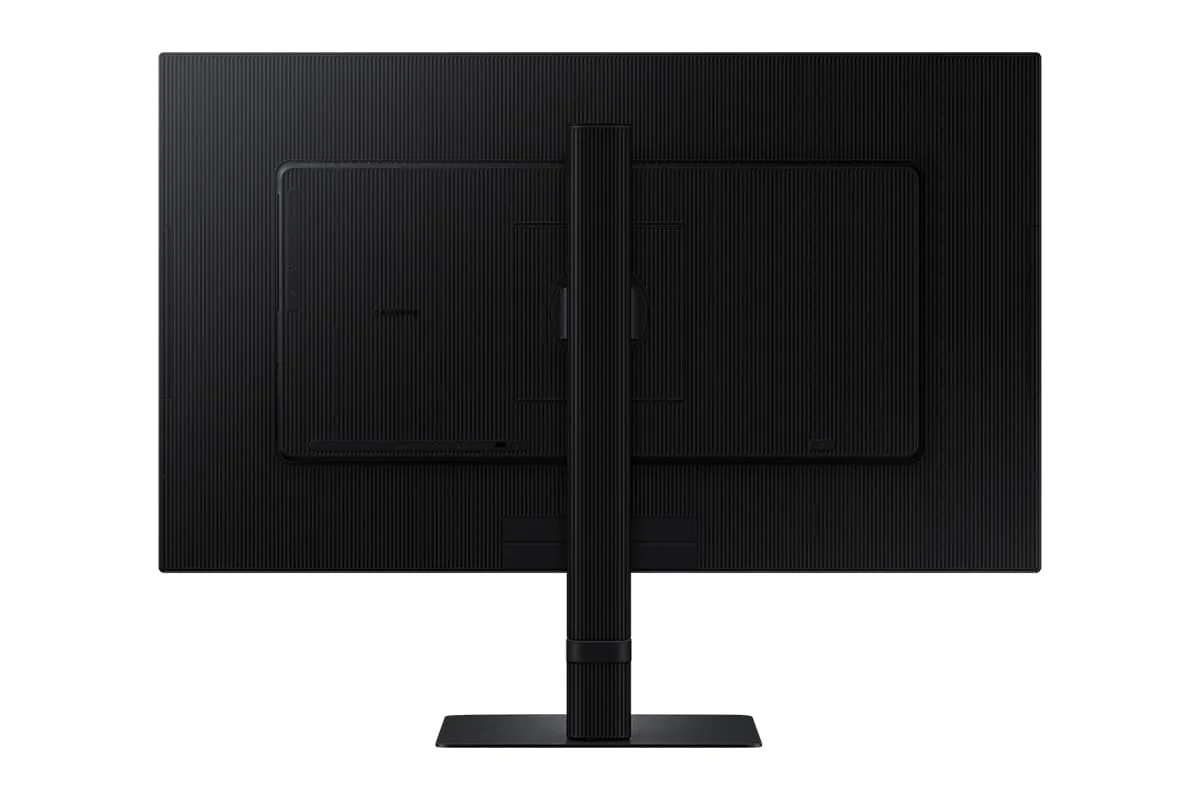Vista posterior oficial de la familia Samsung ViewFinity S8 S80UD de 27 pulgadas