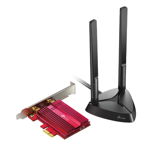Vista frontal oficial del adaptador PCIe TP-Link Archer TX3000E V4 con base de antenas magnetizada